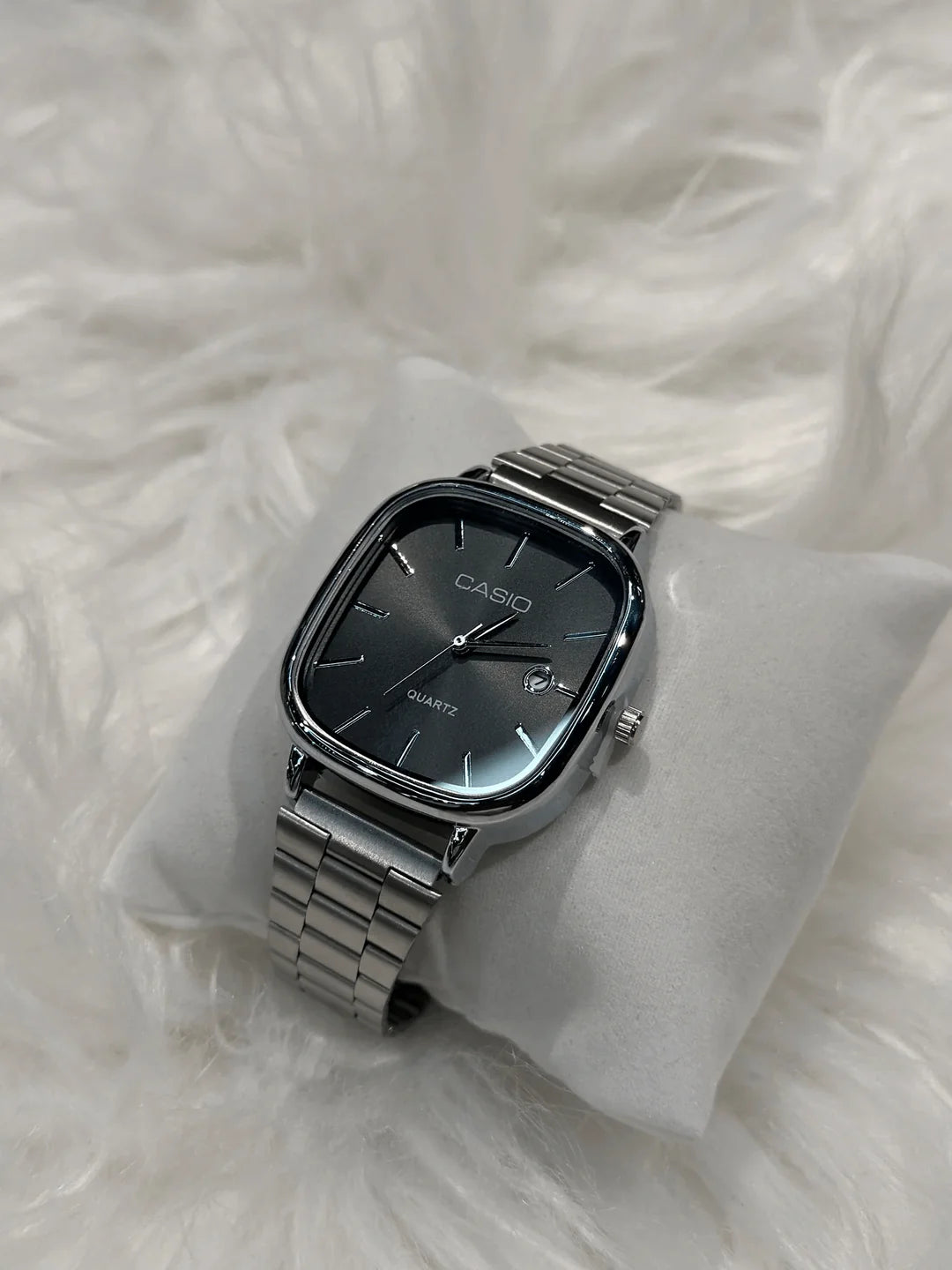 CASIO QUARTZ WATCH AAA